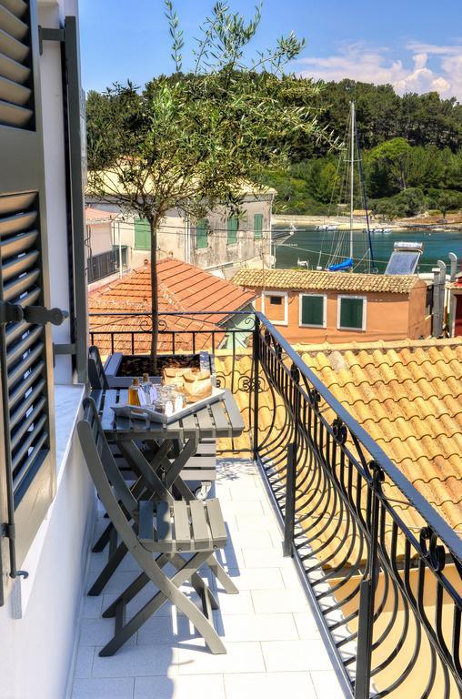 Alia Luxury Apartment Gaios Exterior foto